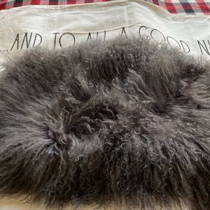 Fur pillow